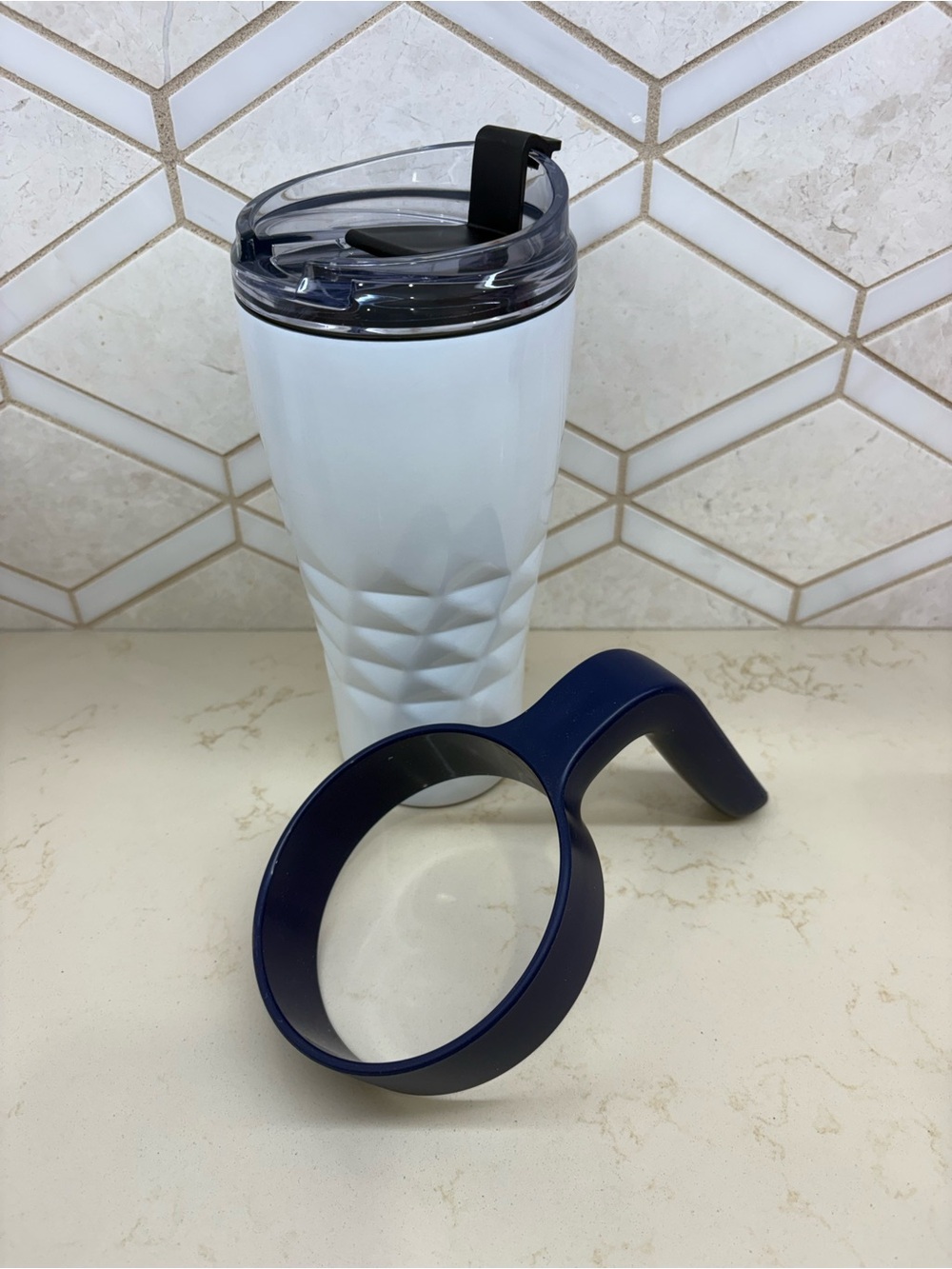 White Primula Tumbler 20 oz